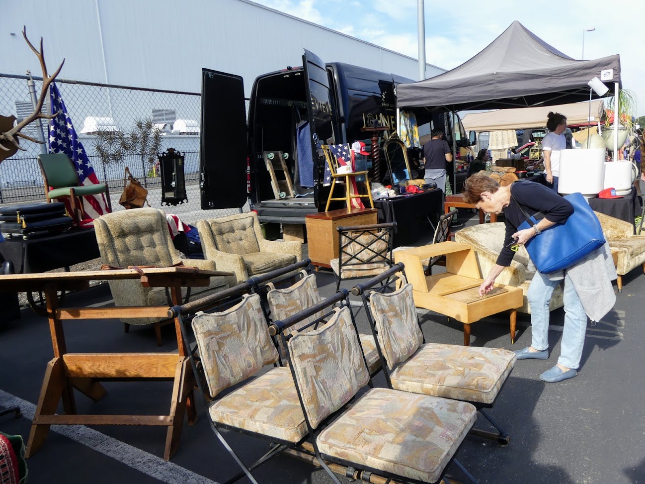 JOHNEVIEVE Long Beach Antique Market